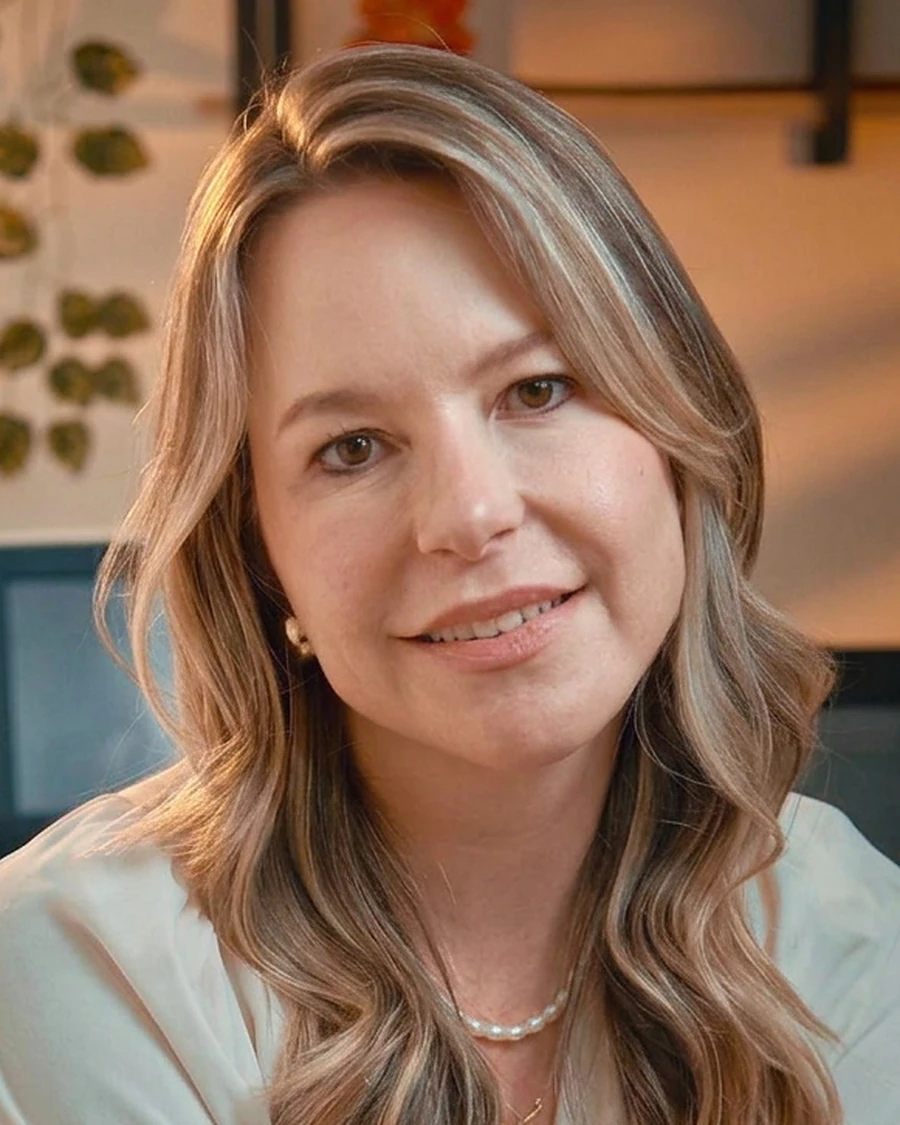 Dra. Letícia Fachinelli, dermatologista em Brasília